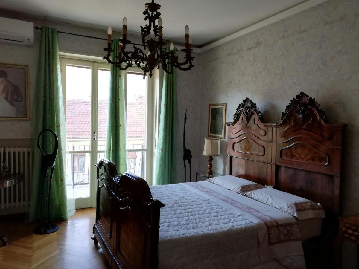 Appartamento Yellow House Torino Esterno foto